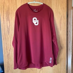 Nike Dri-Fit ELITE Oklahoma Sooners long sleeve shirt.  Men’s size XL.